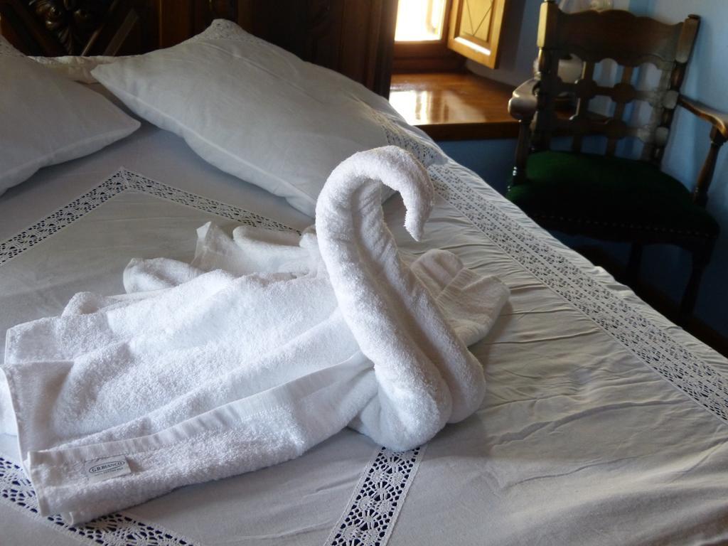 Bed and Breakfast Ta Xelidonakia Pinakátai Exterior foto